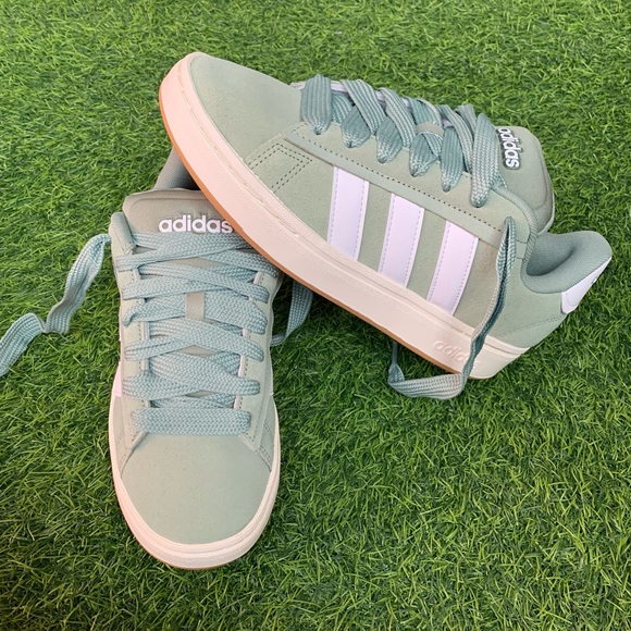Adidas Pastel Green Court Sneakers - Picture 2 of 6